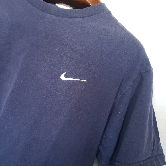 Vintage | Nike Mini Swoosh Check T-shirt - Picture 3 of 8
